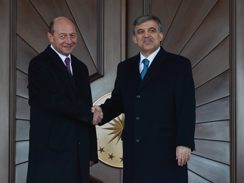 Romanya Devlet Başkanı Basescu Çankaya Köşkü’nde